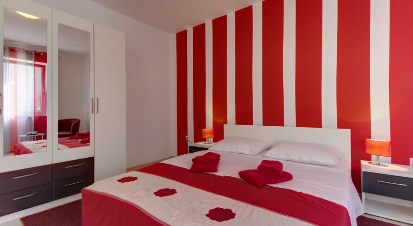 Apartment Nikolina Mali Losinj Room photo